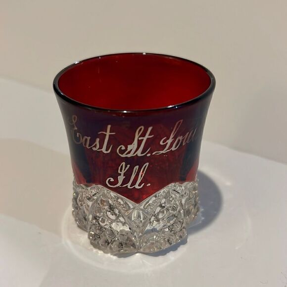 Beautiful Souvenir of East St Louis, I’ll. Ruby Cased Glass - Picture 1 of 4